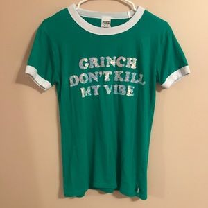 Graphic Christmas Pink t-shirt